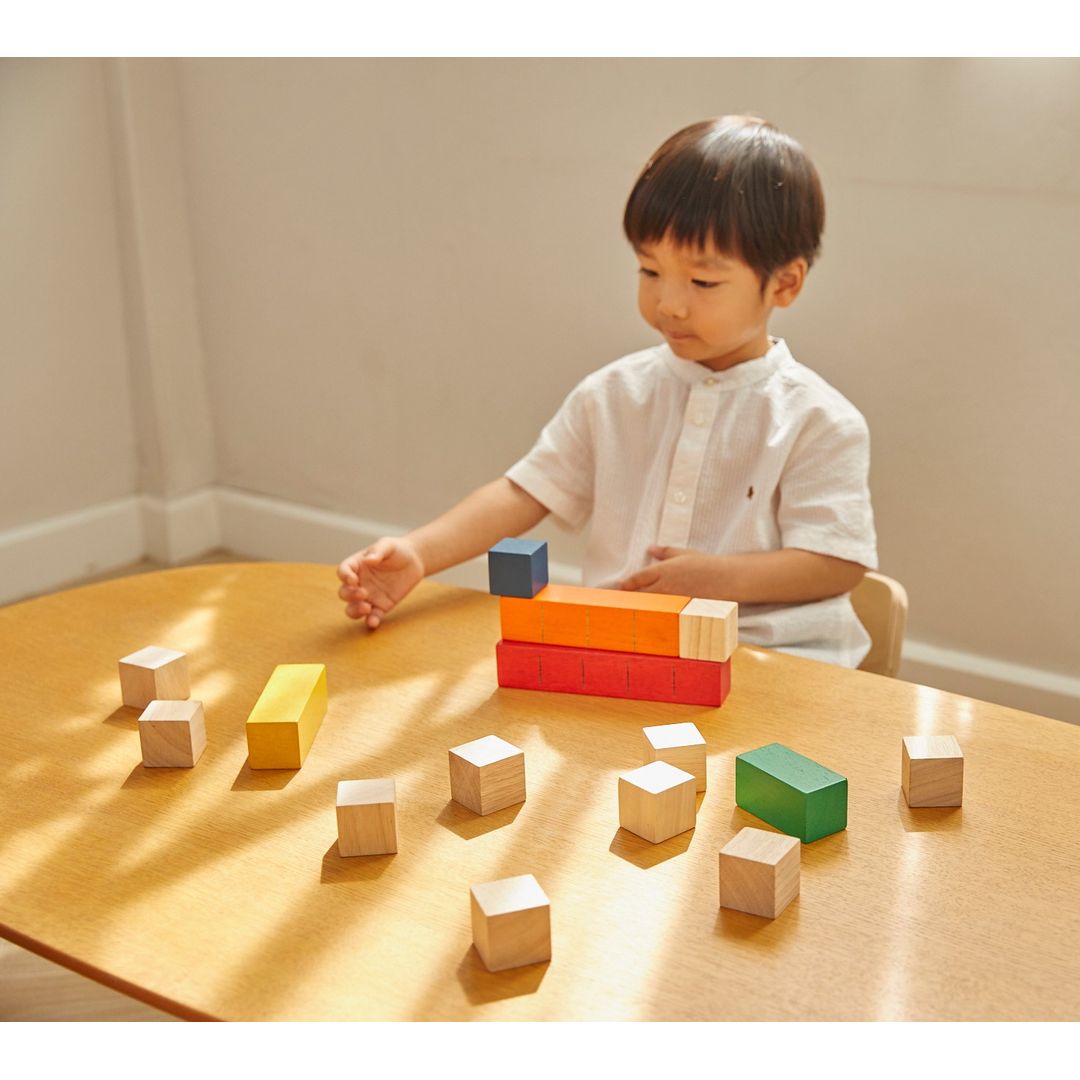 Colored Counting Blocks